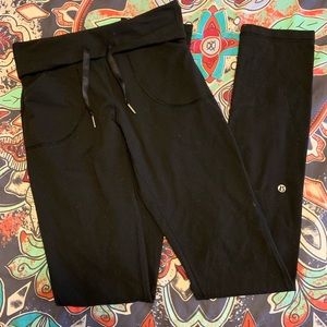 Lululemon yoga pants